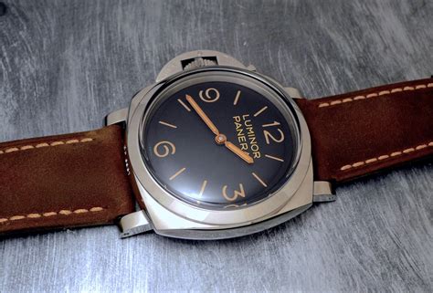 panerai 372 vs 557|michaelc panerai reviews.